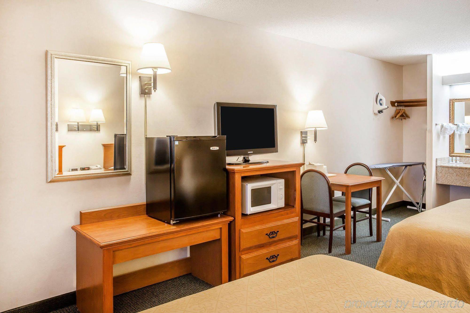 Quality Inn Mount Vernon Exterior photo